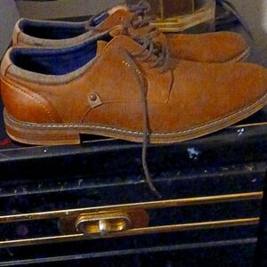 Chaps Oxford shoes w/ laces